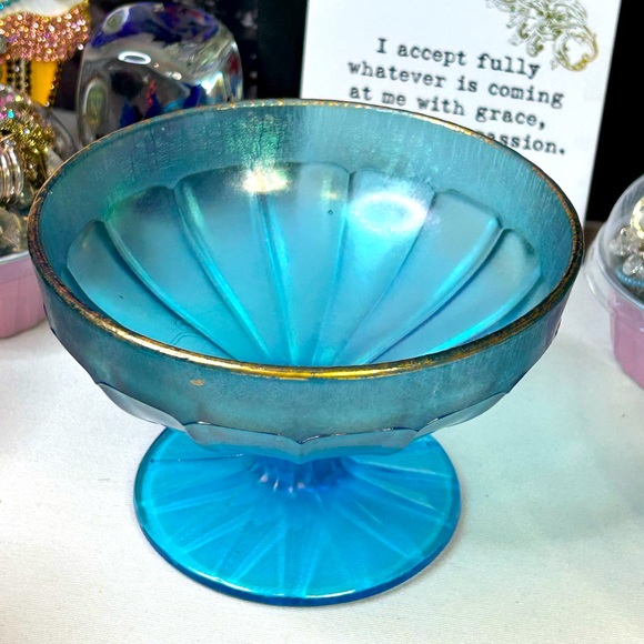 Vintage Fenton Celeste Blue Glass Dish - Picture 5 of 5